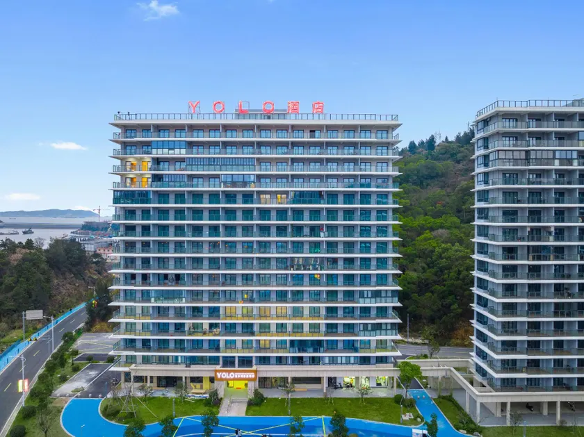 Kaibin Resort Hotel - Image 1