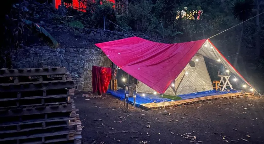 Red Tent - Image 1