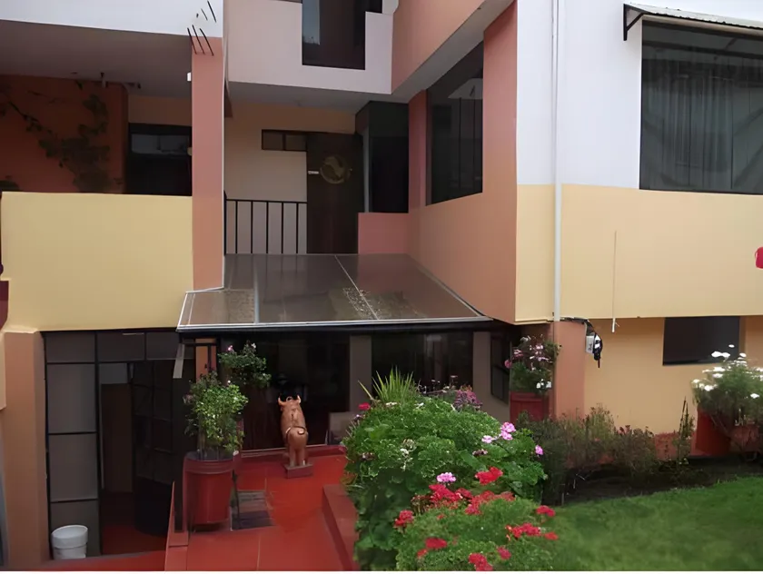 Totorani Inn - Image 1