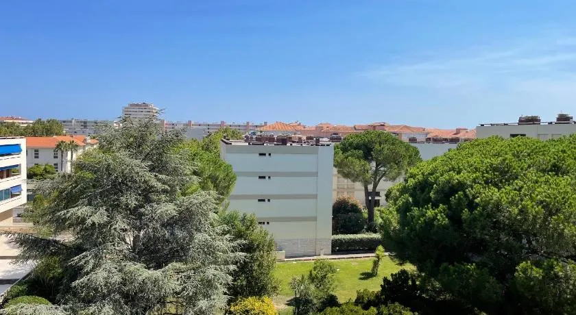 Frejus Plage - 50m2 au calme, tout à pieds - Image 1