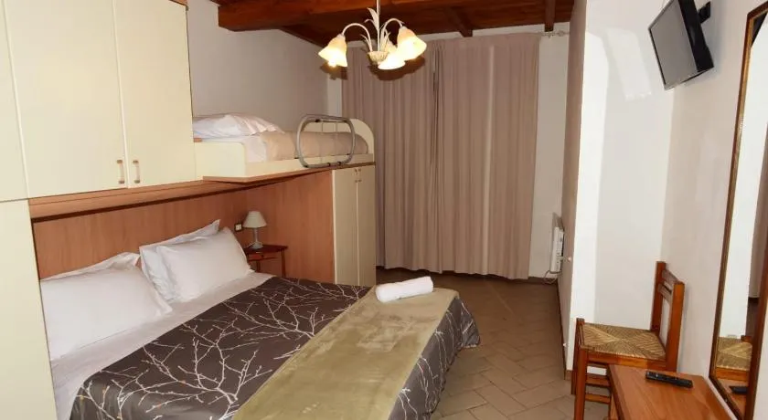 CASA MAIRA IN CENTRO A SATURNIA - Image 1