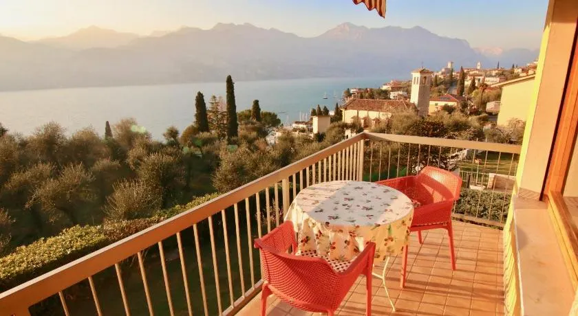 Apartament Magnific Lake View - Image 1