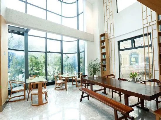 Mercure Linshan Longhai Hotel - Image 1