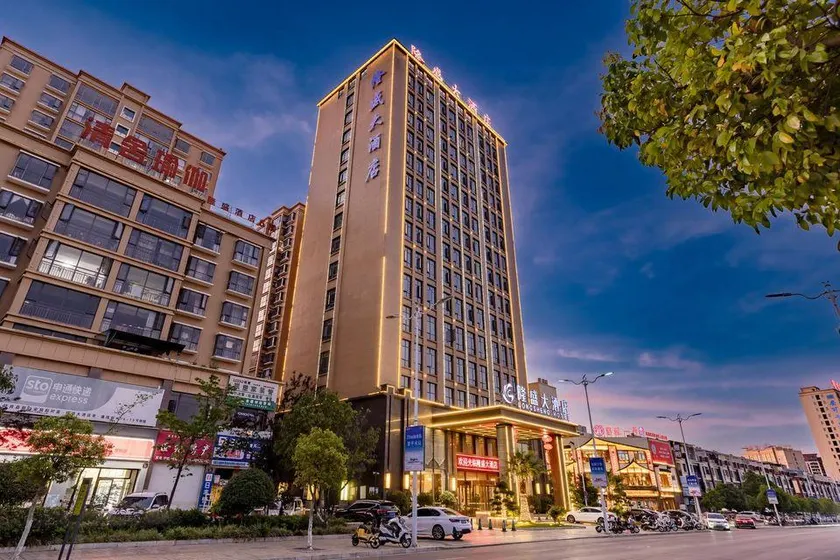 Longsheng Hotel - Image 1