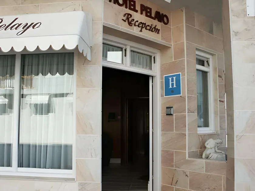 H Pelayo Noja Auto Check-In Rooms - Image 1