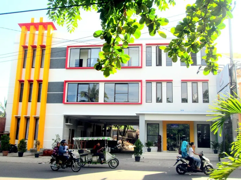 Grand Mutiara Hotel - Image 1