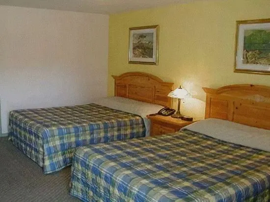 Parkway Motel - Image 1