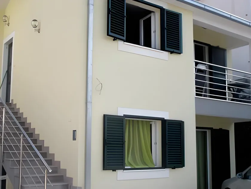 Apartments Salona - Image 1