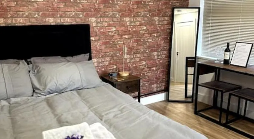 Perfect stay with Dallas Studio - Image 1