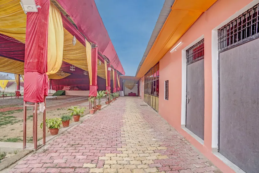 Hotel O Shree Jee Lawan - Image 1