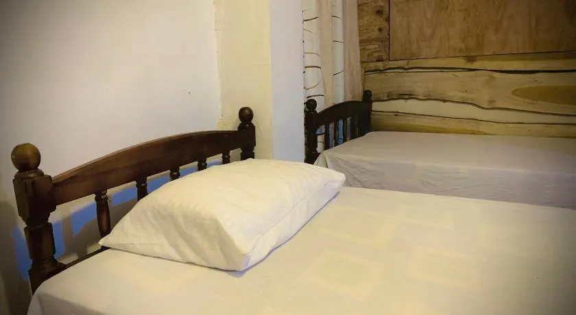 Nalinda's Homestay - Image 1