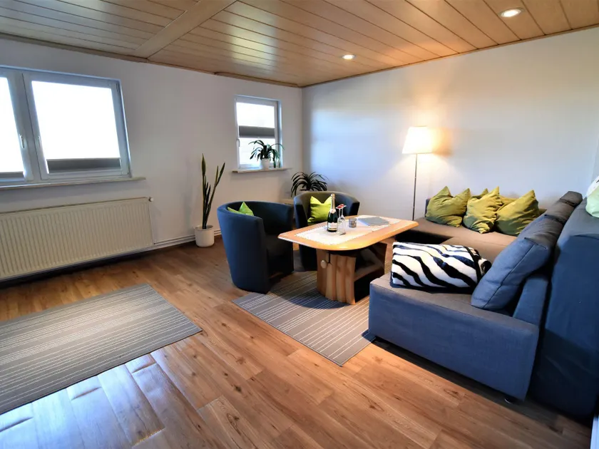 Quaint Apartment in Grevesmühlen near Lake - Image 1