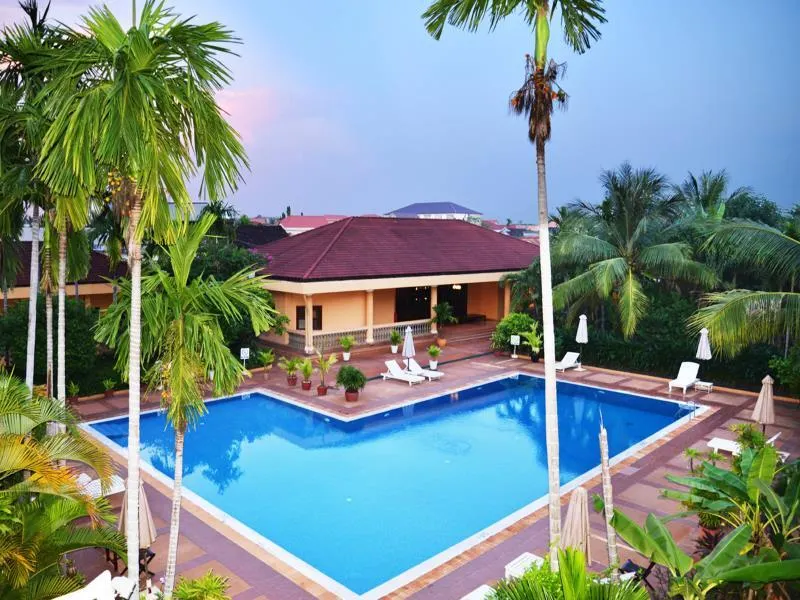 Angkor Hotel - Image 1