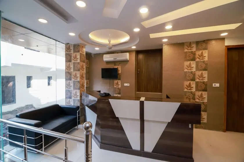 Hotel O SRV palace - Image 1