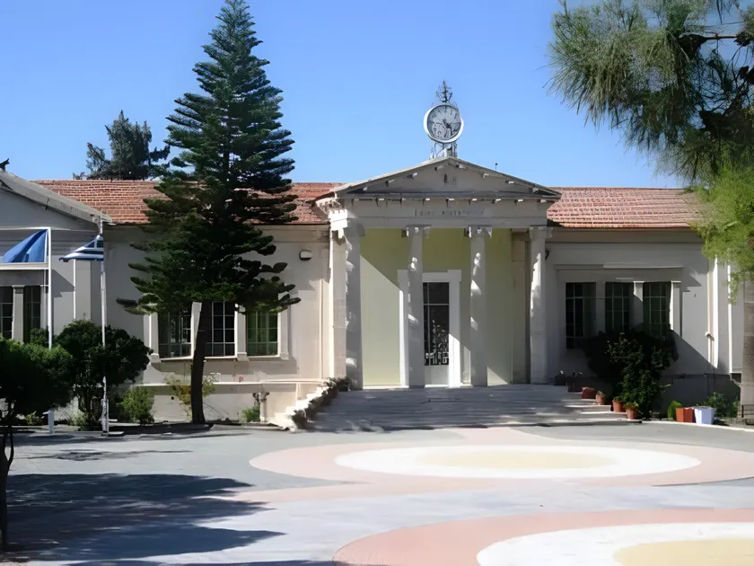 Kozakos Luxury House - Image 1