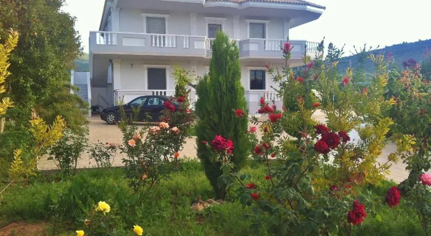 Villa Georgia With Pool - Image 1