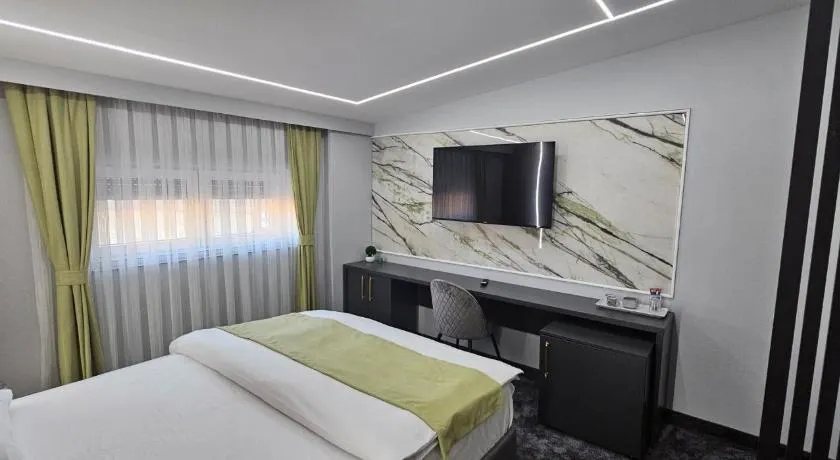 Luxury Room 's - Image 1