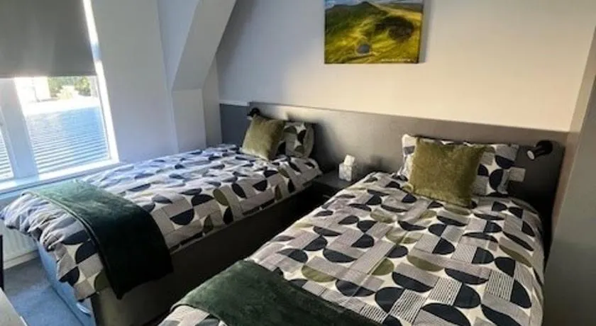 Porters Lodge - Image 1