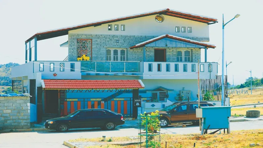 Baniyan Breeze home stay - Image 1