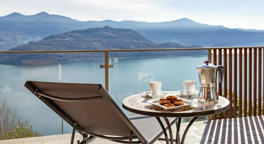EnjoyIseoLake - Corinto - wonderful Lake front apartment - Image 1
