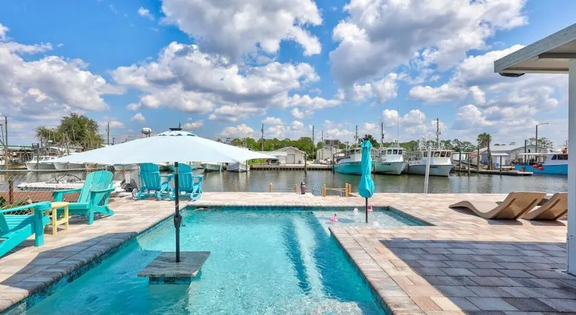 Home w Private Dock on Canal in Hernando Beach - Image 1