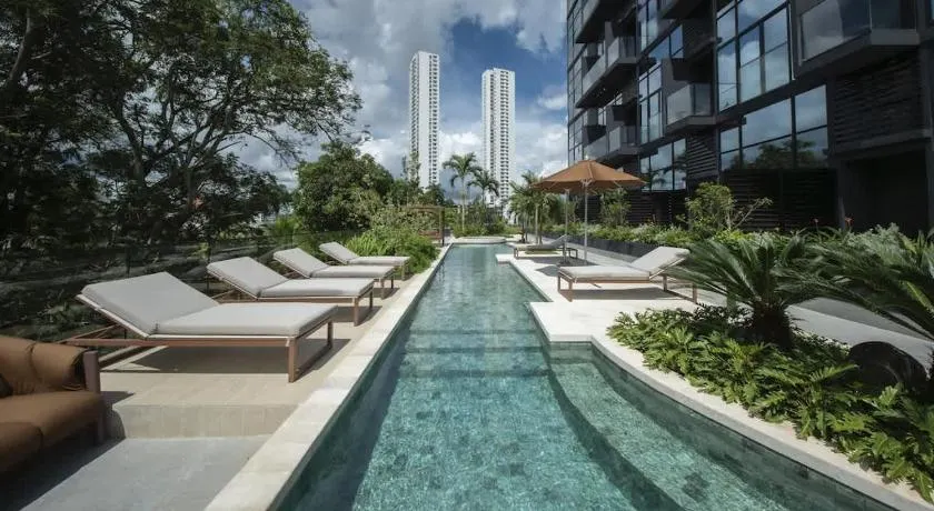 Elegant 1br apartment with shared pool and gym - Image 1