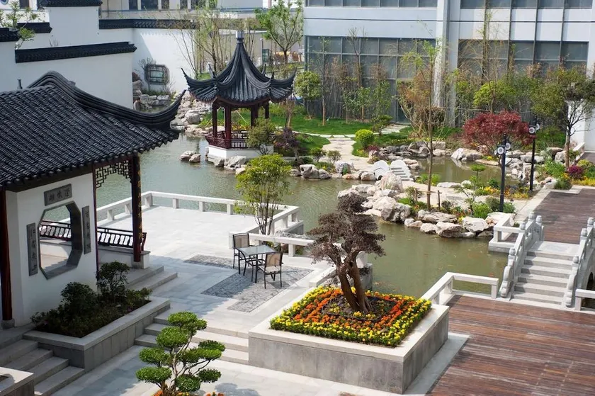 DoubleTree by Hilton Wuxi - Image 1