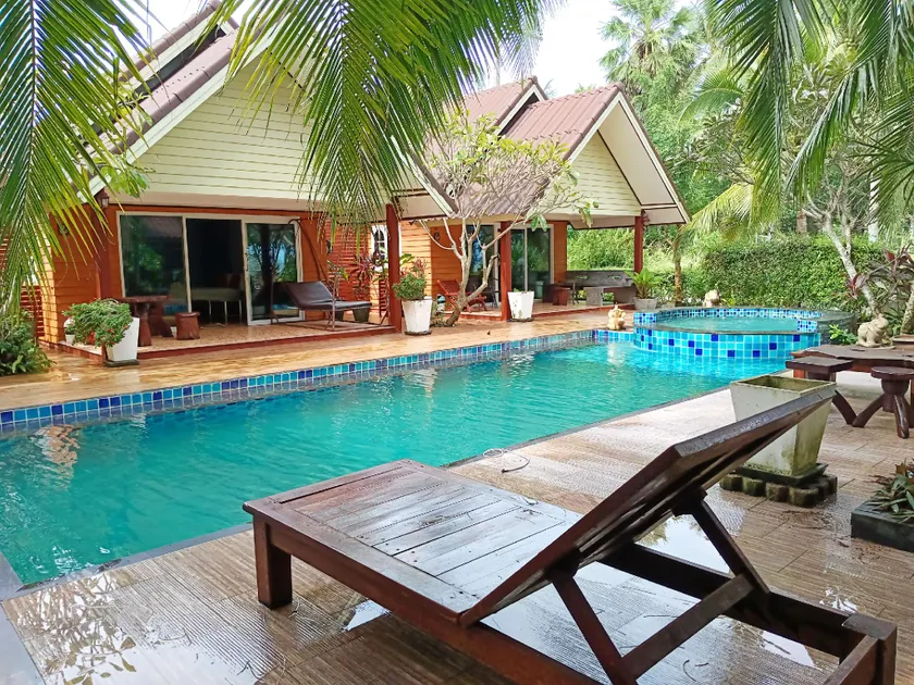 Sunrise Resort - Image 1