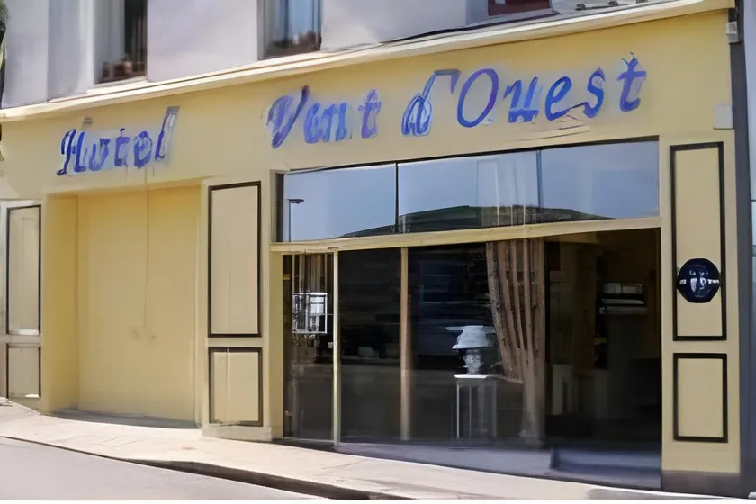 Hotel Vent d'Ouest - Image 1