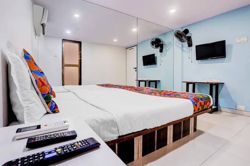FabHotel Blue Light - Image 1