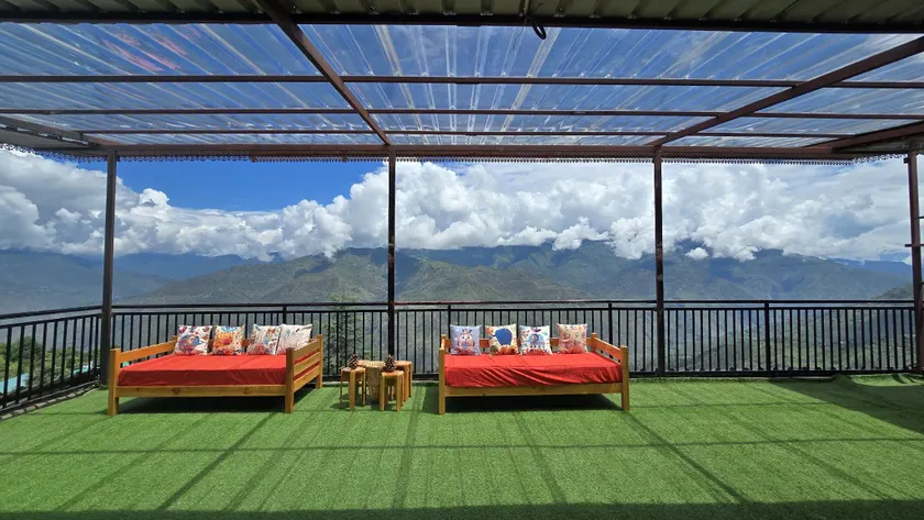 The Halt @Narkanda Rooms & Rooftop Cafe - Image 1