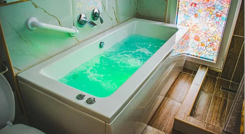 Kassandrou Suite HOT TUB-JAKUZZI - 2 BEDROOMS - BIG BALCONY - CENTER - Image 1