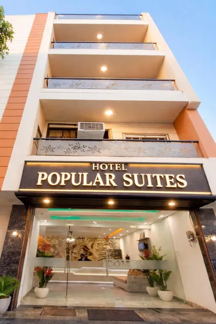 Hotel Pupular Suites - Image 1
