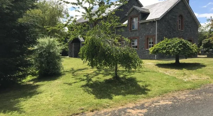 Ridge Wood House - Image 1