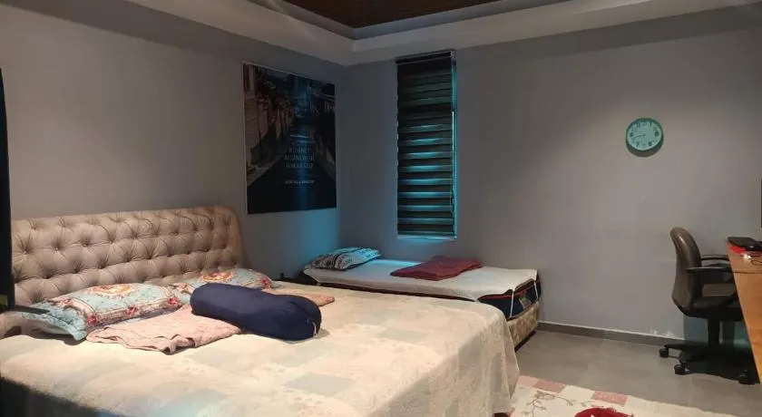 Afzie Villa Homestay Pantai Siring Melaka - Image 1