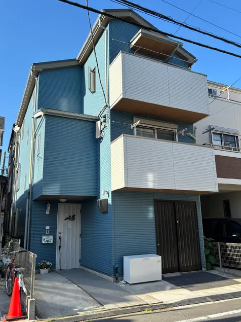 Lapis House 201 - 2F & 3F - Image 1