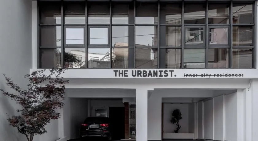 THE URBANIST •inner city residences• - Image 1