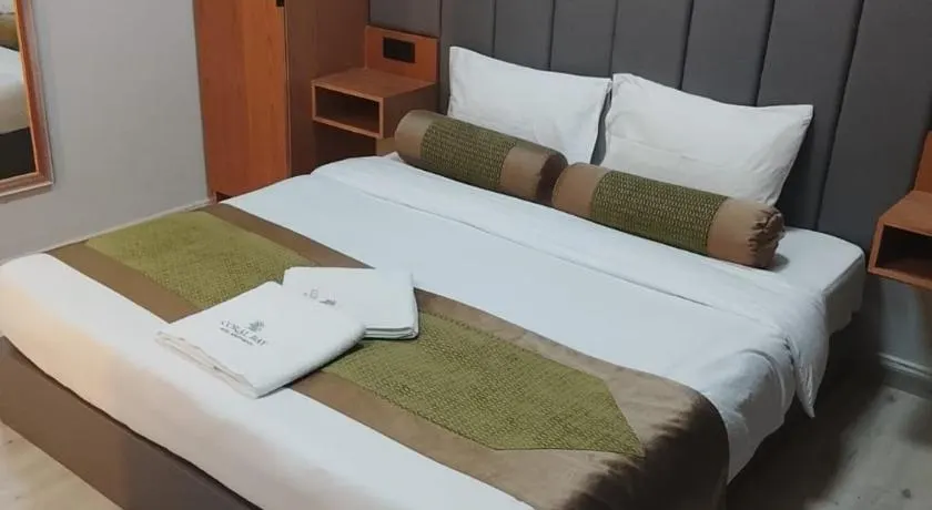 Coral Bay Suite Hotel - Image 1
