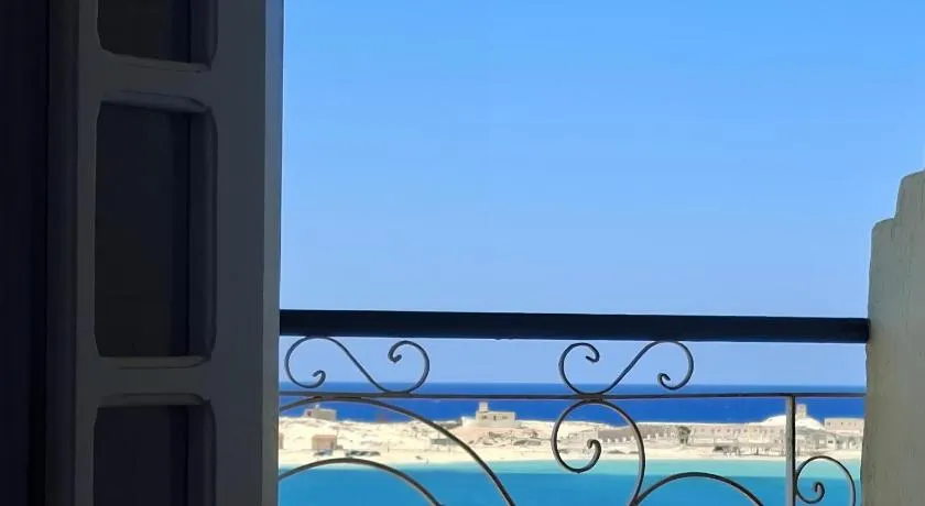 Marsa Matrouh The Central Spot - Image 1