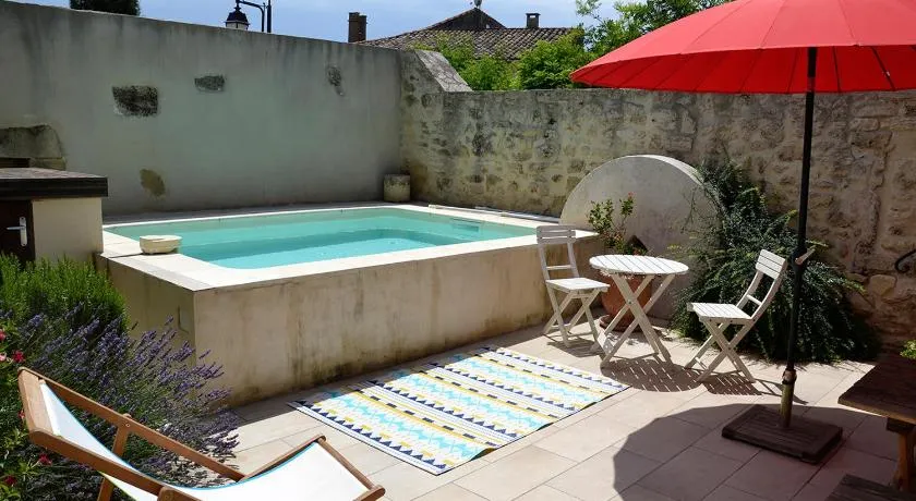 Maison de Charme, patio et piscine, wifi - Image 1