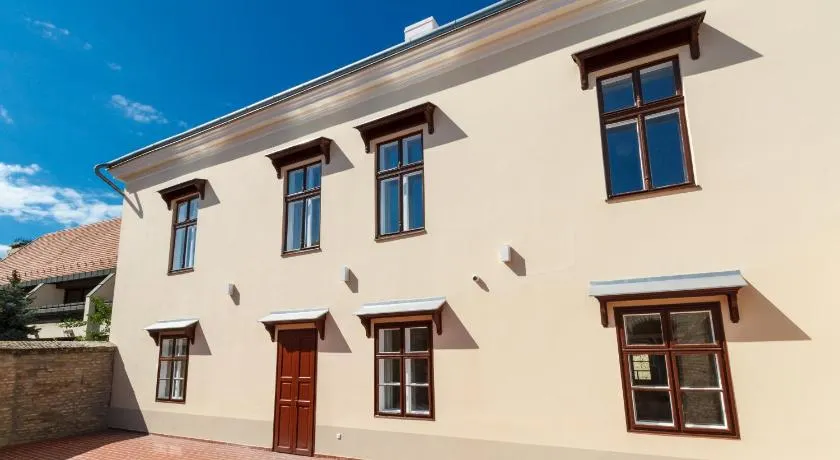 Domus Peregrini Apartmanok - Image 1
