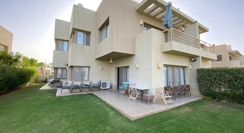 Chalet at Little Venice - Ain Sokhna - Image 1