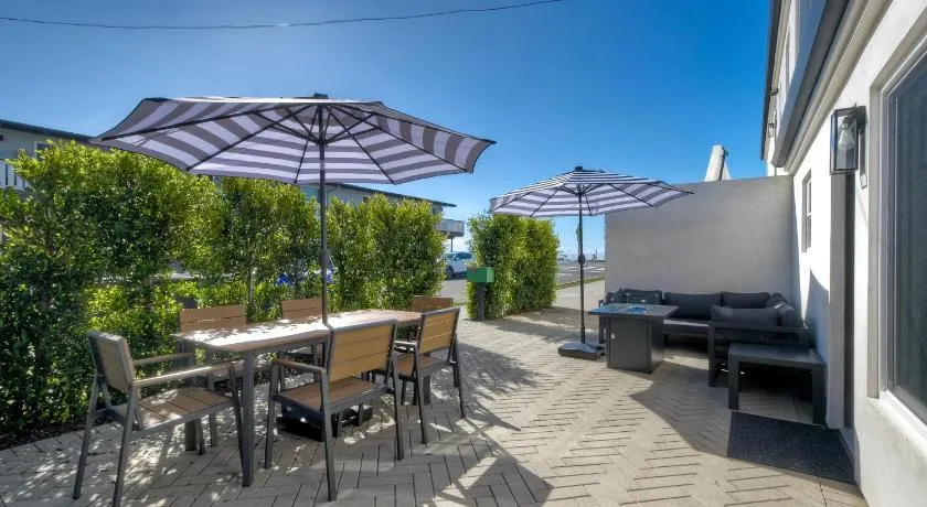 Modern Carlsbad Vacation Rental with Ocean Views, Private Patio, Fire Pit & Walkable Location - Image 1
