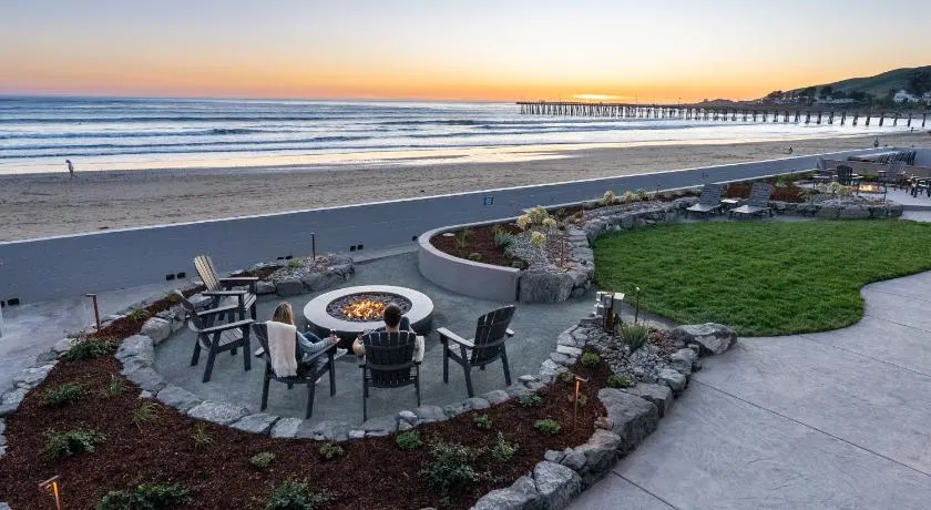 Shoreline Inn...on the beach - Image 1