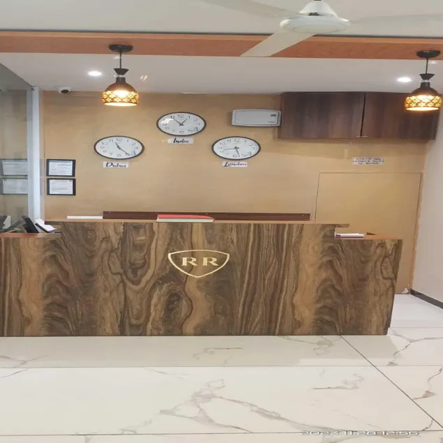 Hotel Raheja Residency - Image 1