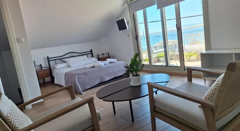 studio Palerostravel - Image 1