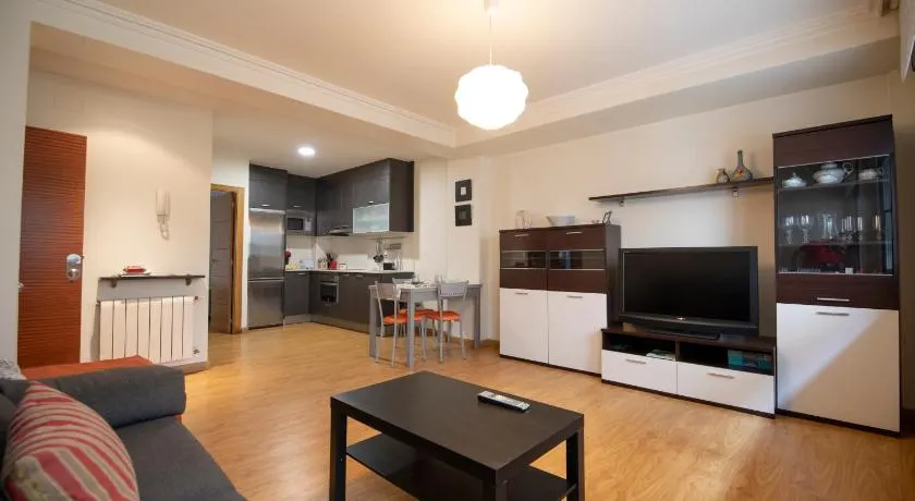 Apartamento reformado en Portonovo - Image 1