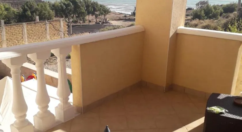 AL FARO - Image 1