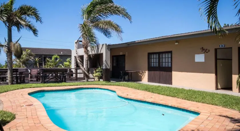 Khaya La Manzi Guest Lodge - Image 1