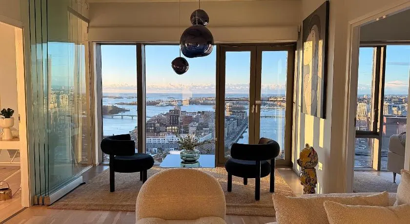 100m2 Luxury Skyscraper Apartment with Amazing view over Helsinki - Image 1